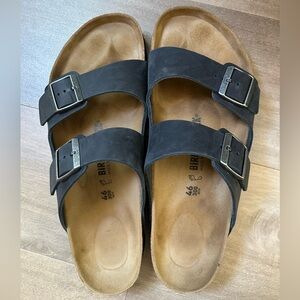 Birkenstocks- Size EU 46